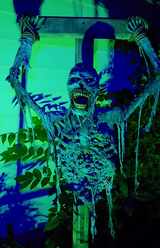 Silentscreamprops Strung out Corpse